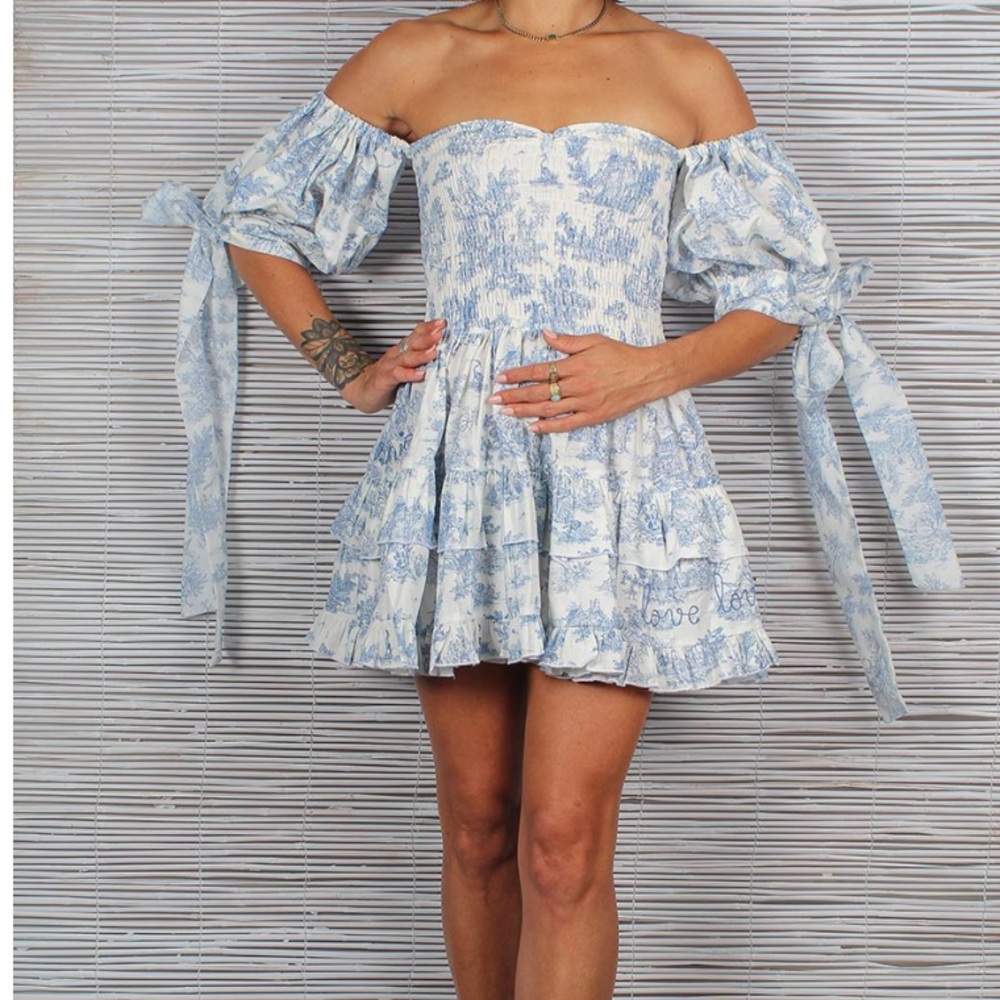 Kai Jouy Capuccino dress
